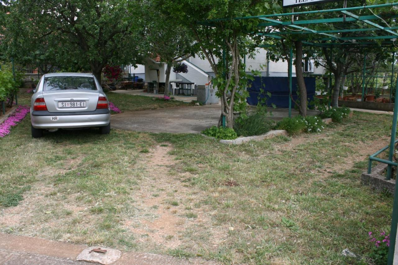 Apartments By The Sea Turanj, Biograd - 6445 מראה חיצוני תמונה