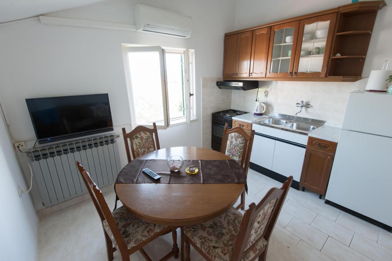 Apartments By The Sea Turanj, Biograd - 6445 מראה חיצוני תמונה